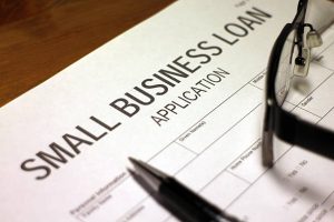 Read more about the article Invoice Financing vs Business Loan: Which One Should You Choose?