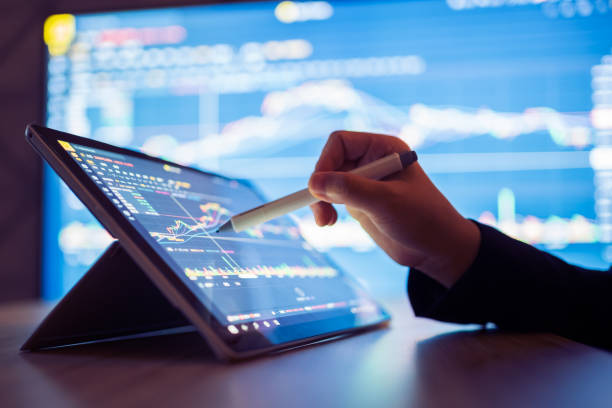 Read more about the article What Every Young Investor Should Know About Stock Market Volatility