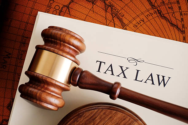 Read more about the article Old vs New Tax Regime: Which One Should You Choose in 2026?
